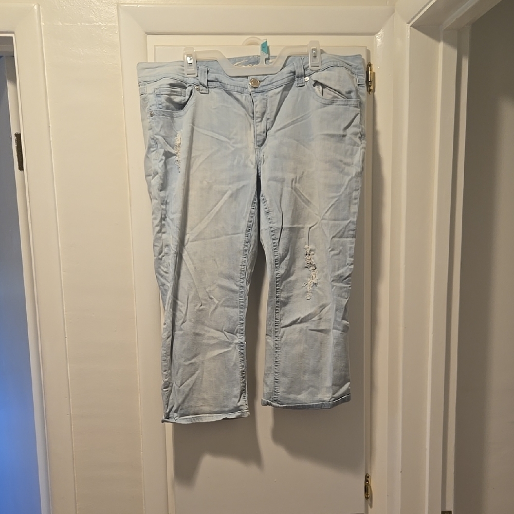 Seven7 Denim in Light Blue